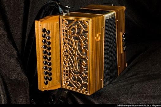 4 Accordeon diatonique